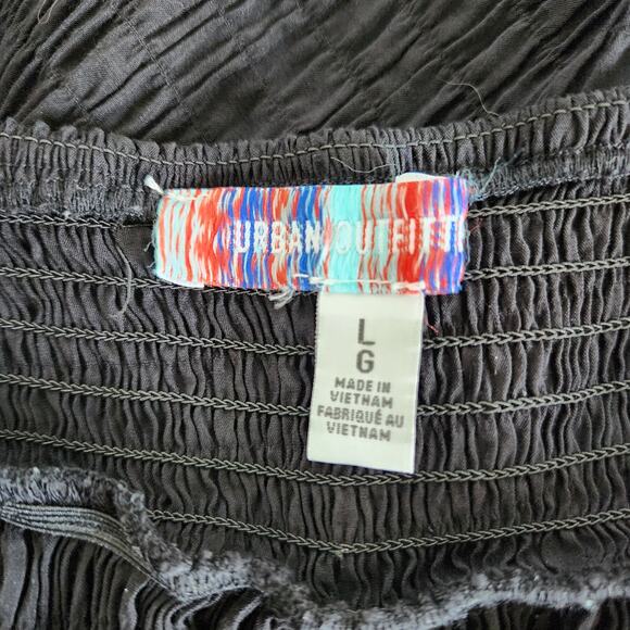 Urban Outfitters Black Crinkle Button Front Empire Top Long Sleeve Smocked L - Picture 5 of 9